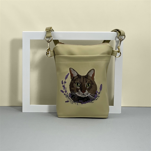 Cat portrait Crossbody Bag